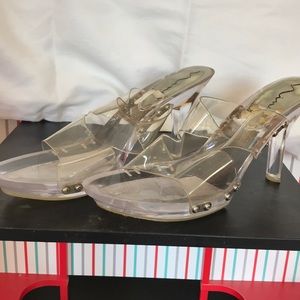 Mina Special Occasion Acrylic 4” Heels sz 9